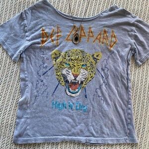 Def Leopard High ‘n’ Dry Off the Shoulder Purple Graphic Tee